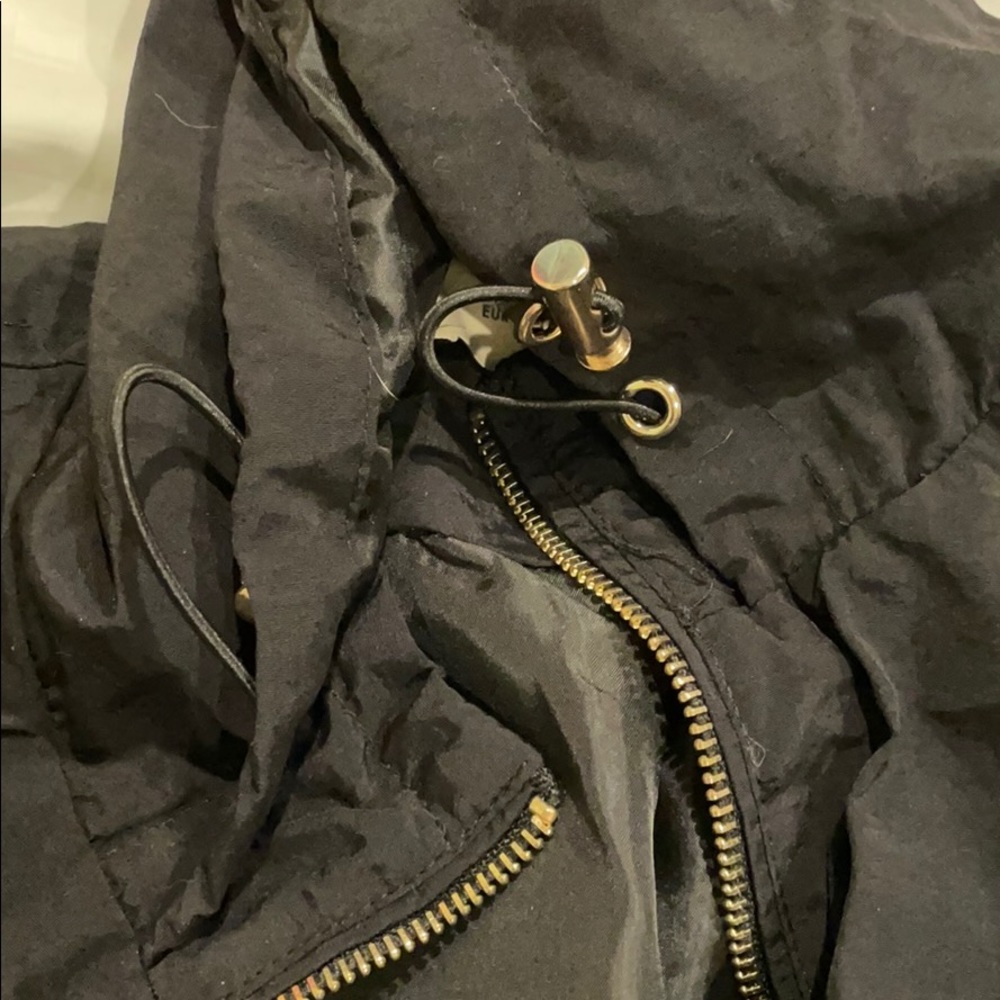 Light Jacket - Picture 4 of 6